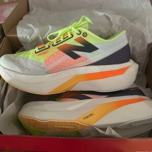 New balance fuelcell supercomp elite v4